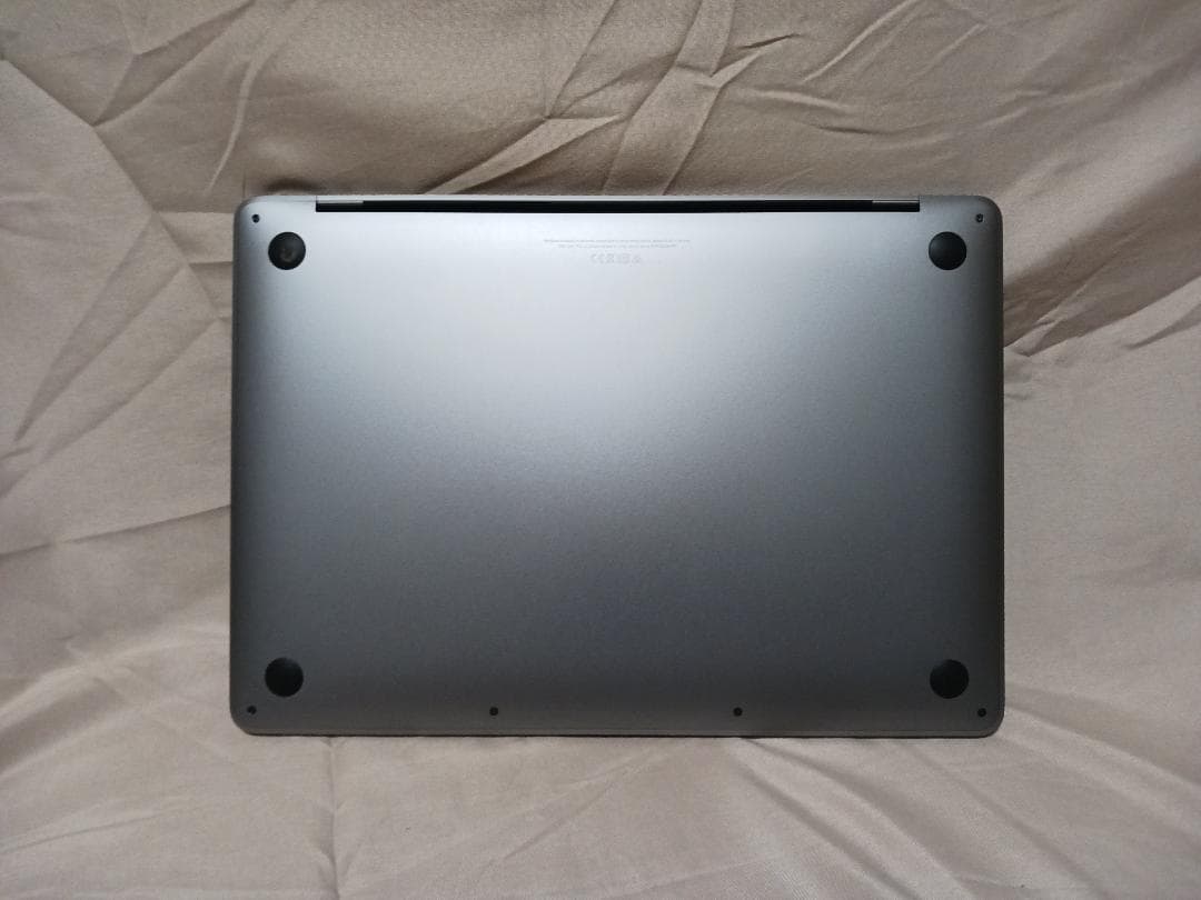 QC1.4G/8GB/128GB仕様　MacBook Pro 13 A2159