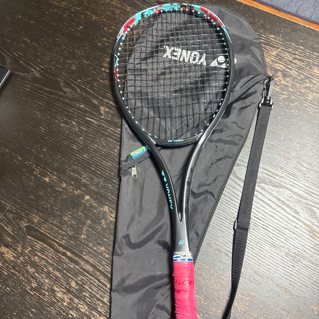 テニスラケットYONEXジオブレイク