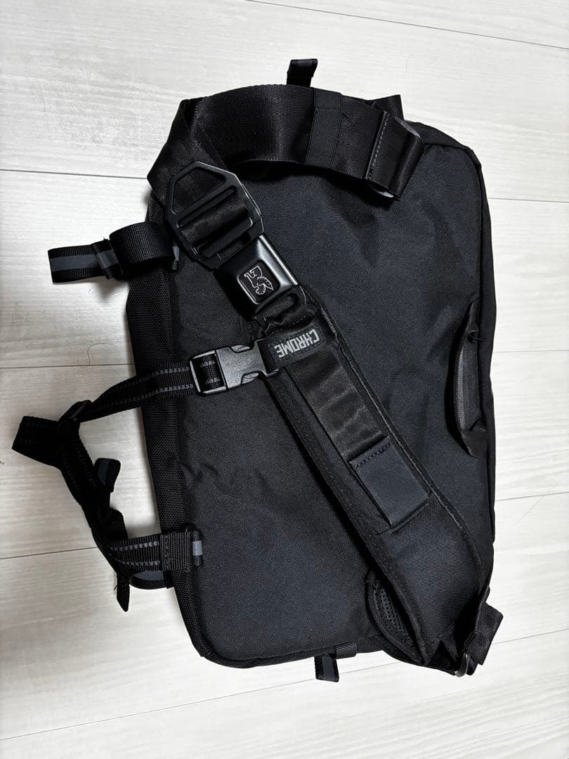 CHROME クローム　メッセンジャーバッグ カデット　KADET