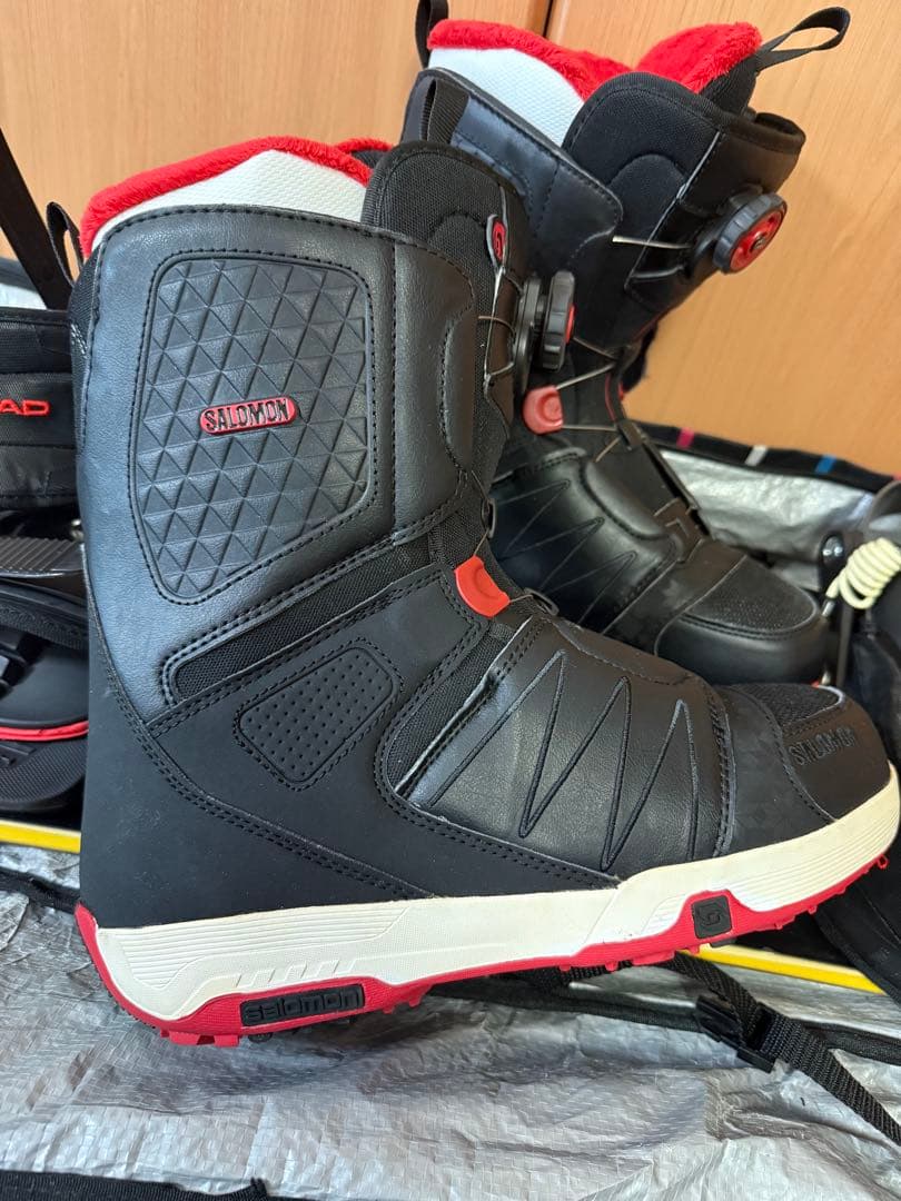 美品　Salomon スノーボードブーツ ブラック/レッド