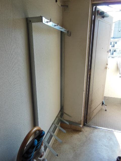 ほうきかけ　かさかけ