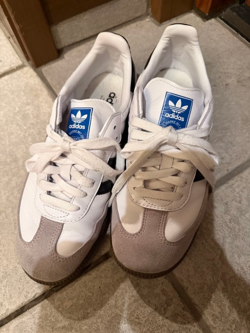 adidas サンバ　ホワイト　24.5
