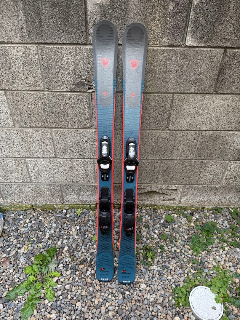 スキー4点セット　キッズ　板 128cm ブーツ 22cm ポール 85cm