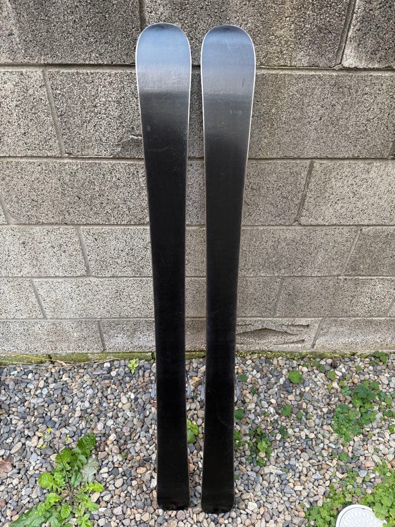 スキー4点セット　キッズ　板 128cm ブーツ 22cm ポール 85cm