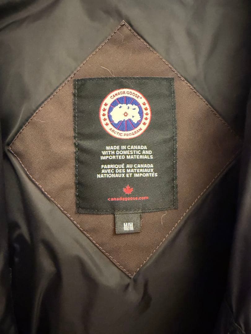   ダウンジャケット フード付き