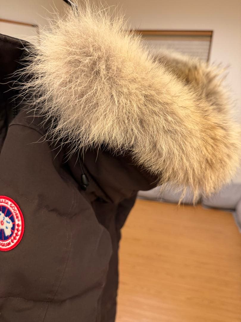   ダウンジャケット フード付き