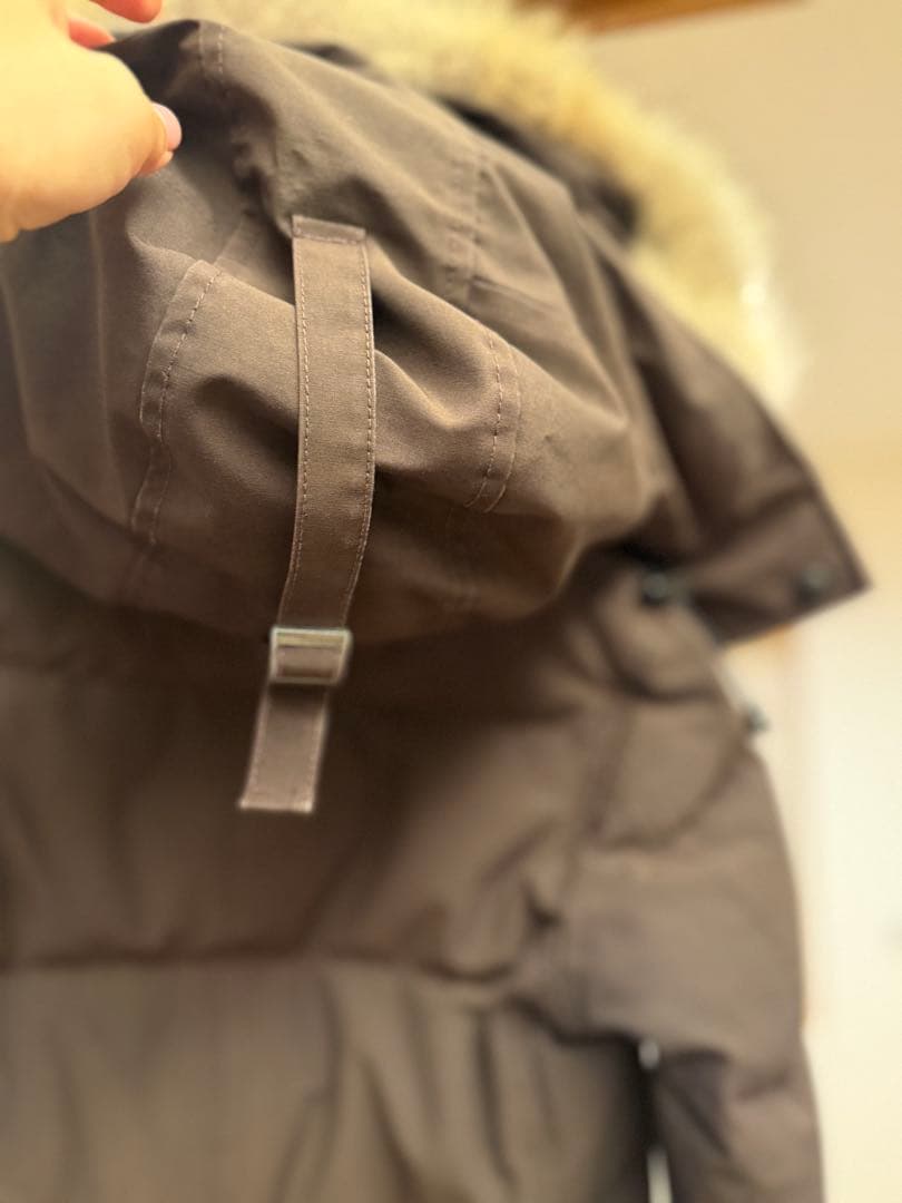   ダウンジャケット フード付き