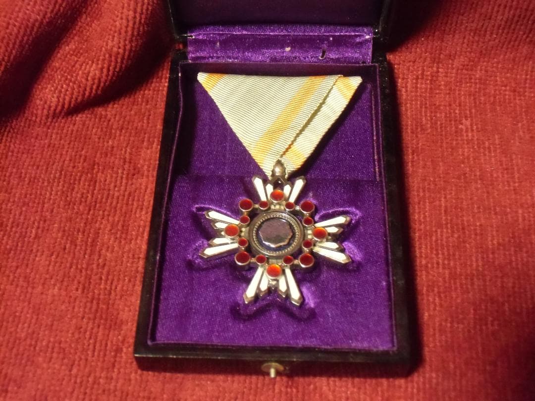 a*様 ●日本の勲章/徽章＊昭和十六年＊勲六等瑞宝章（実物）