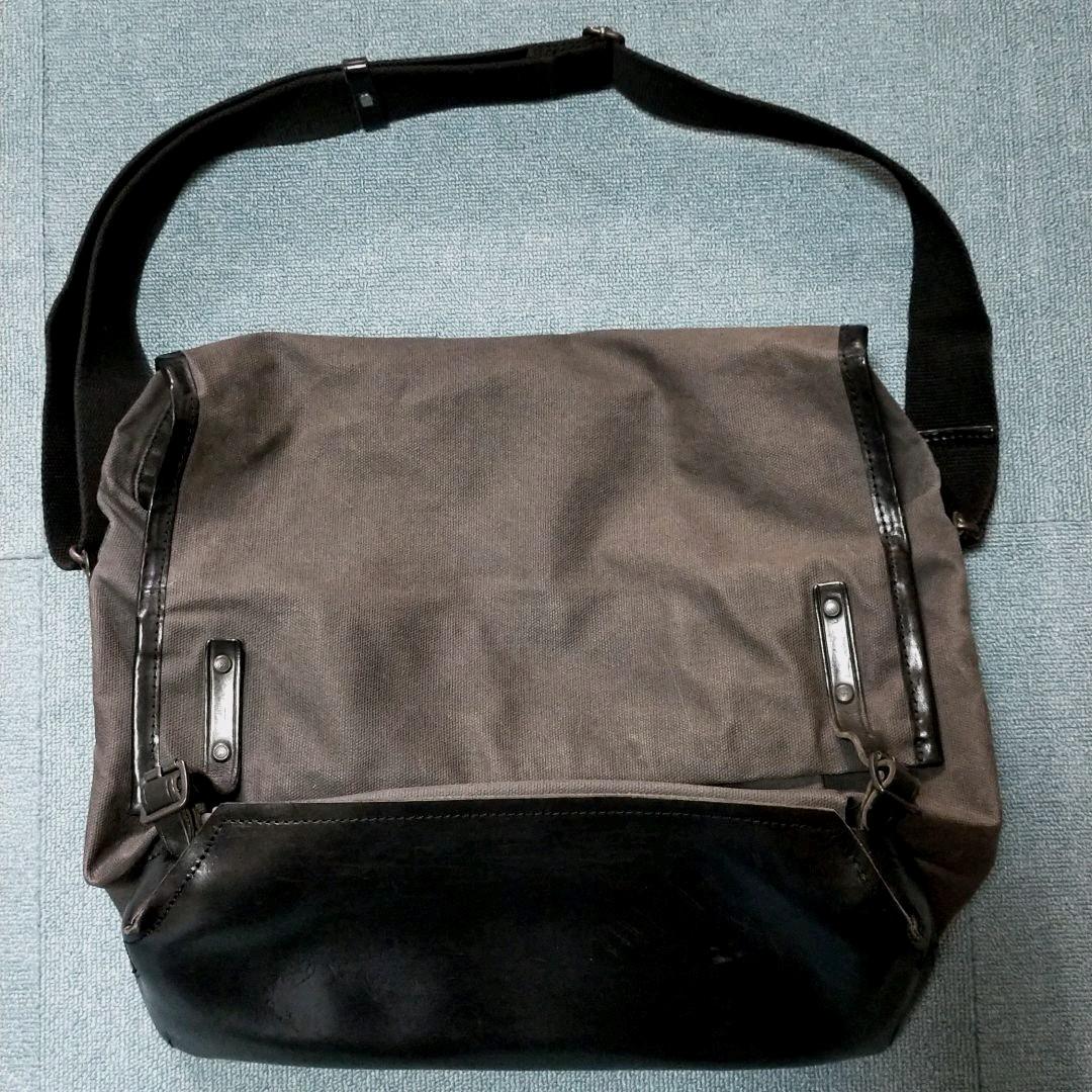 property of レザー　キャンバス　ショルダーバッグ　鞄　ポスタルコ