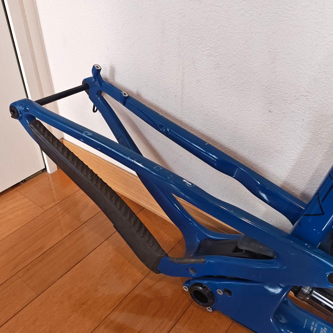 SANTA CRUZ HIGHTOWER2 C Sサイズ