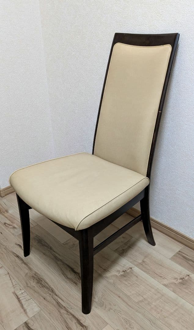 カリモク 　椅子 　1脚のみ