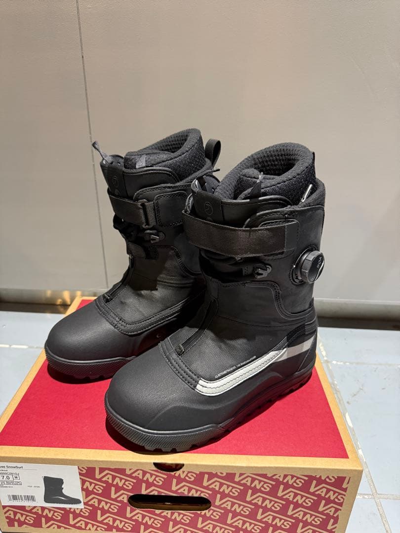 26モデルVANS INFUSE SURFER 27.5