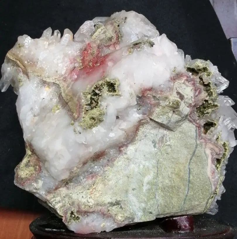 水晶 エピドート 共生クラスター（グリーントルマリン）5.6kg ーtot017