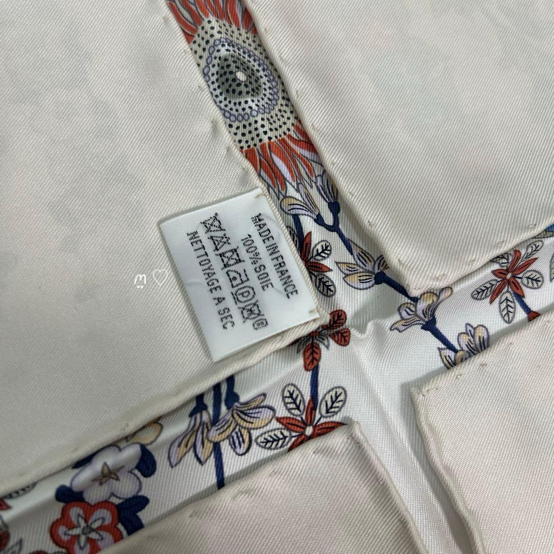 HERMESエルメス　カレ90　ブリッドドゥガラアンフルール　シルクスカーフ花柄