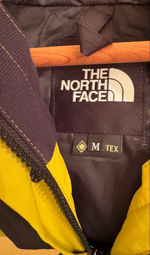か*お様 THE NORTH FACE マウンテンライトジャケット