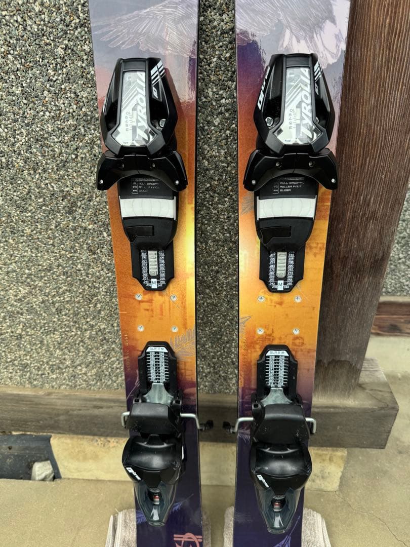 GR ski lifeスキーボード for free ツインチップスキー板