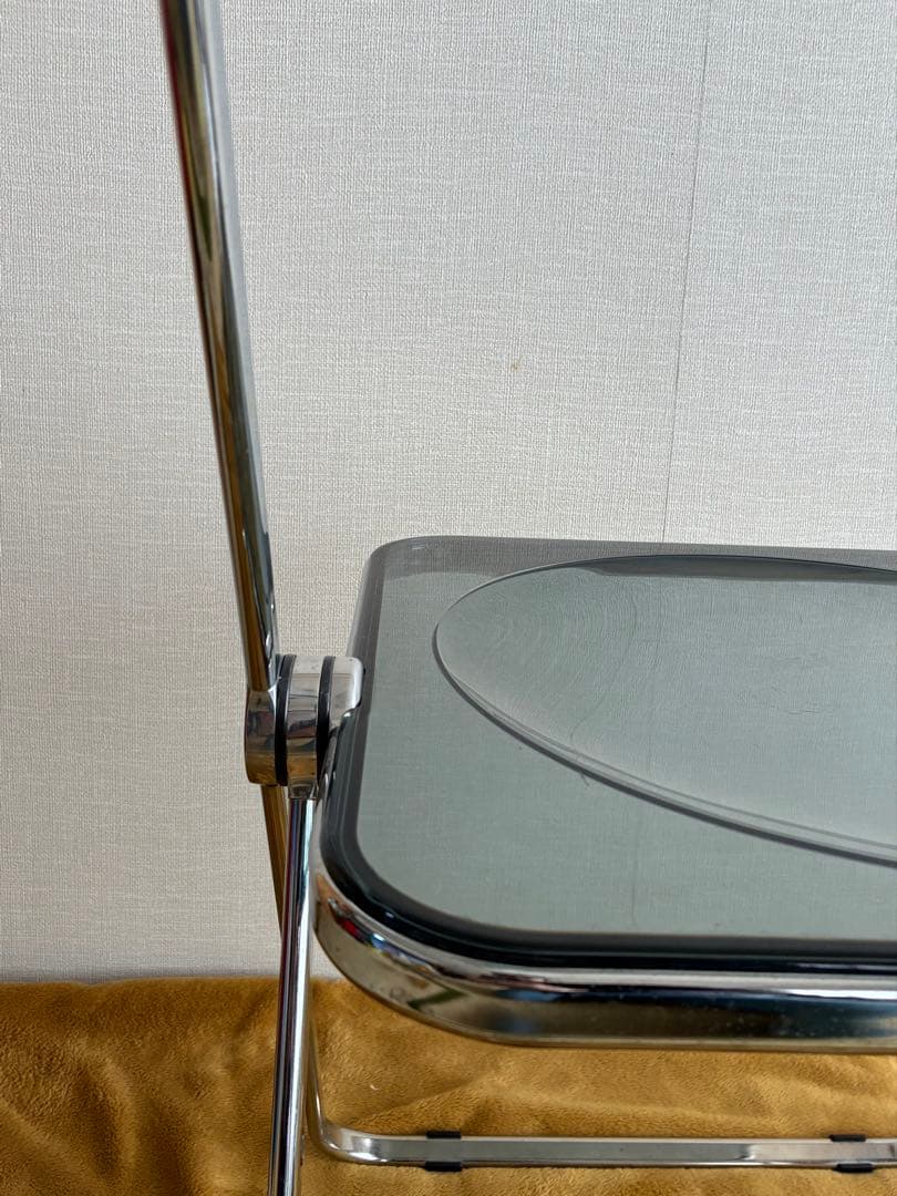 Anonima Castelli アノニマカステッリ Pliachair プリア