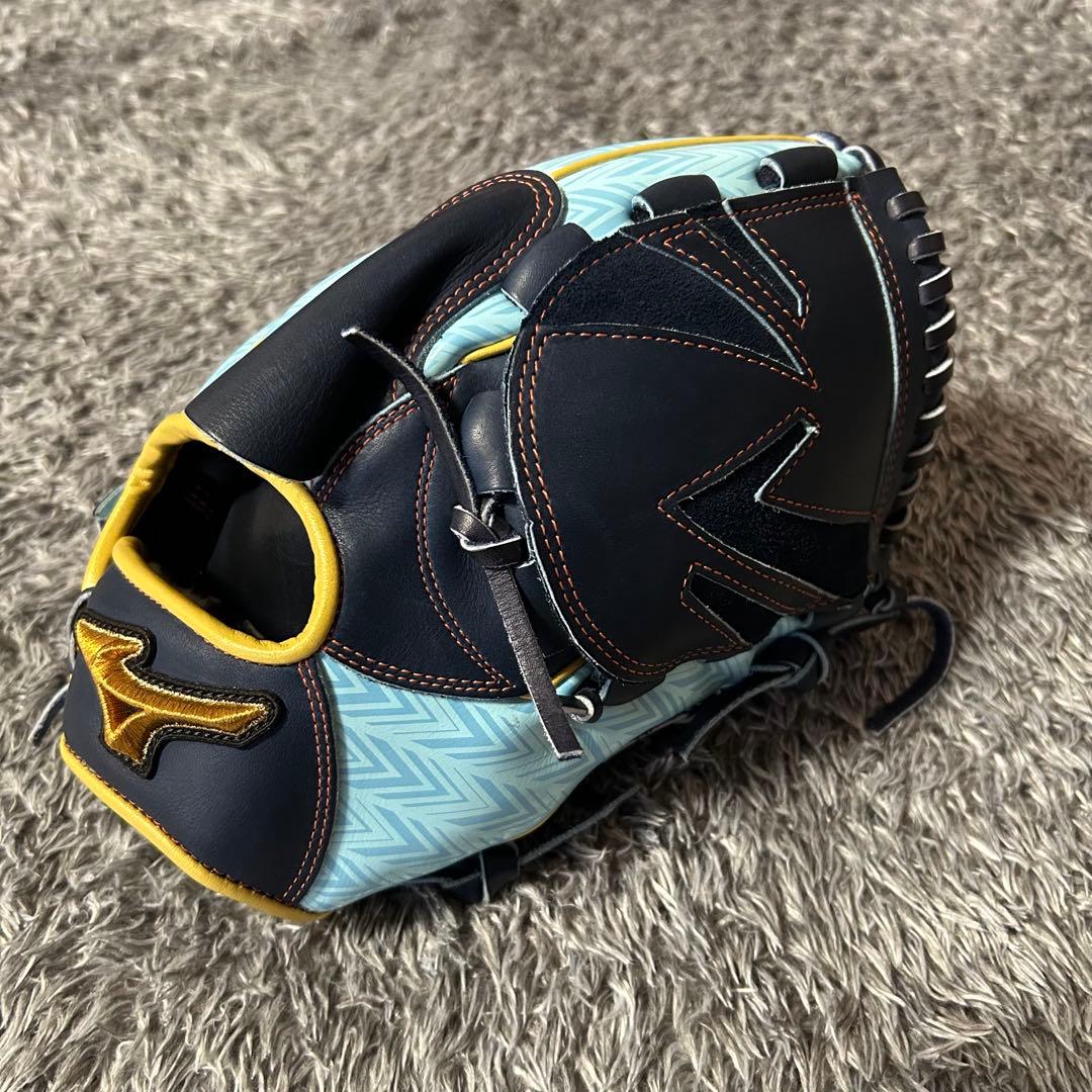 K 　■新品■ 　ミズノプロ　軟式用　投手用　右投げ　1AJGR29101