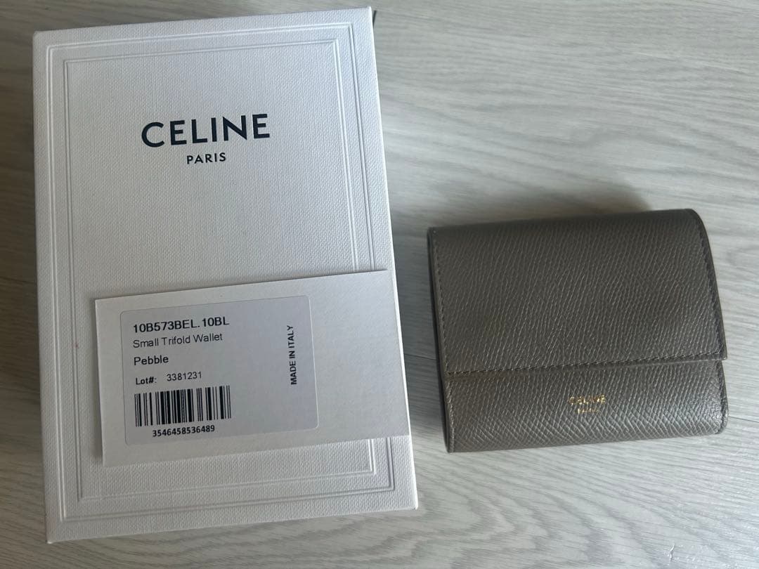 状態◎！CELINE セリーヌ レザーウォレット 箱・保存袋・レシート付 正規品