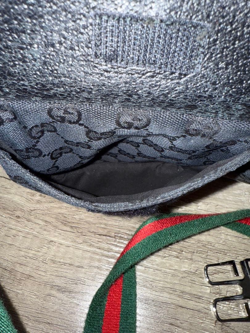 Gucci ボディバッグ ブラック