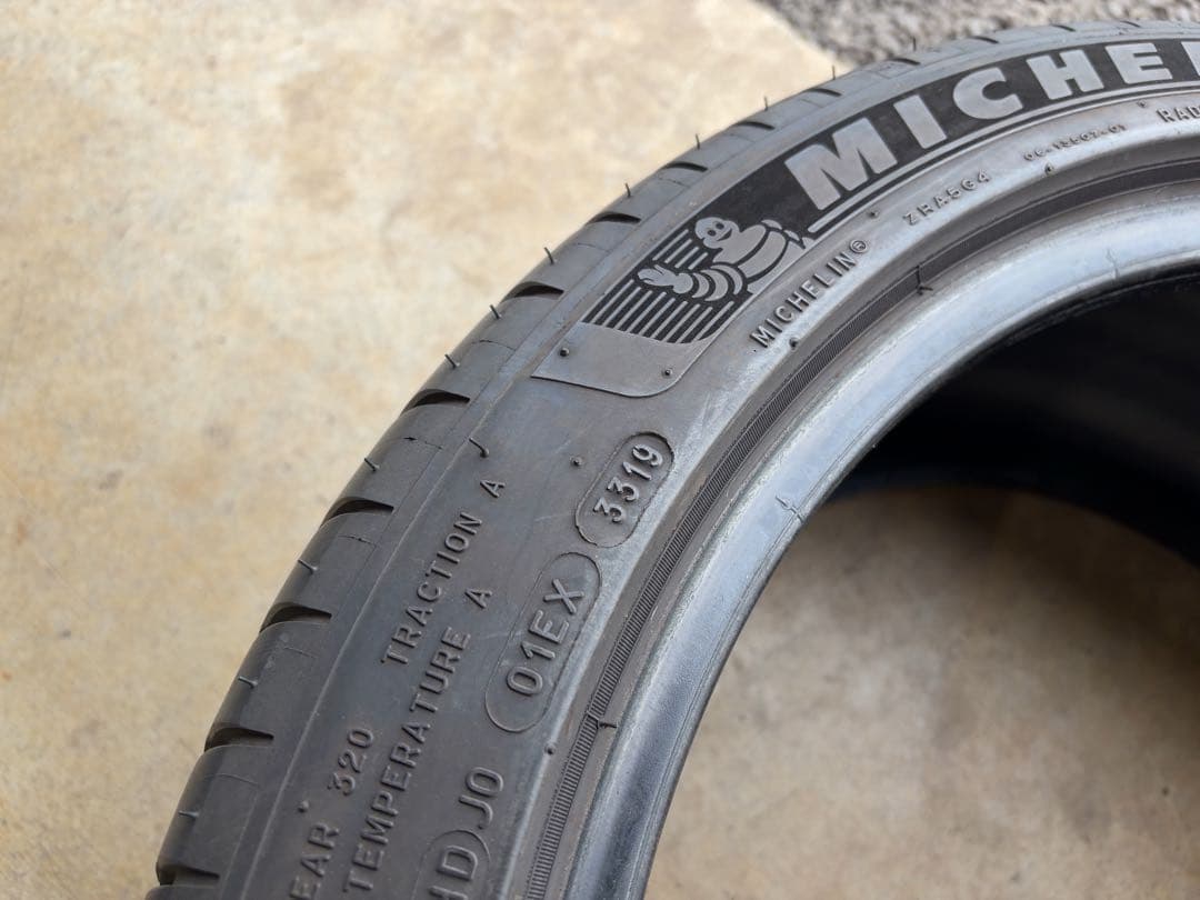 ミシュラン　PS4 ランフラット　255/40/18 2本