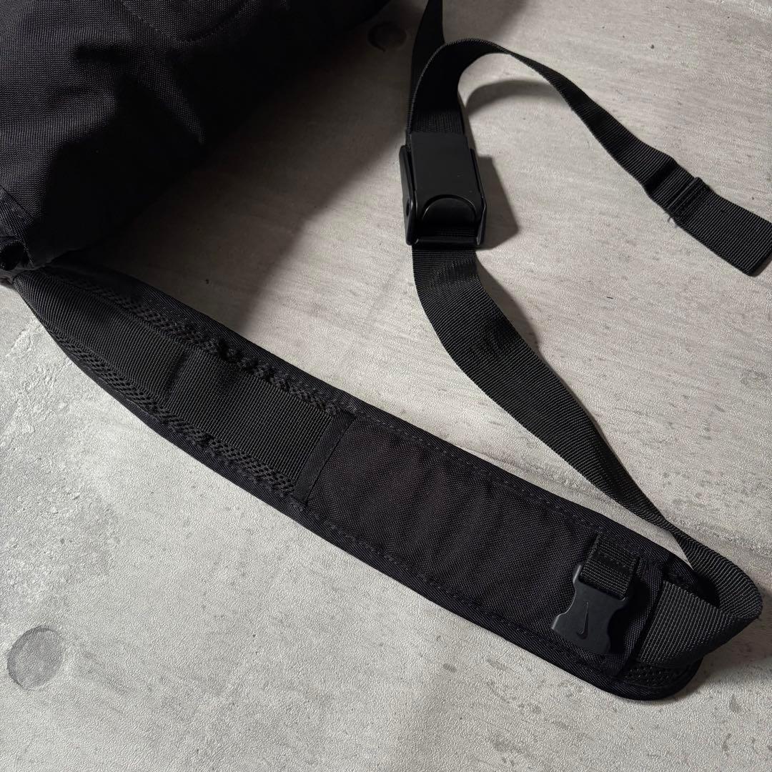 バッグ 90s old nike messenger slingbag y2k tech