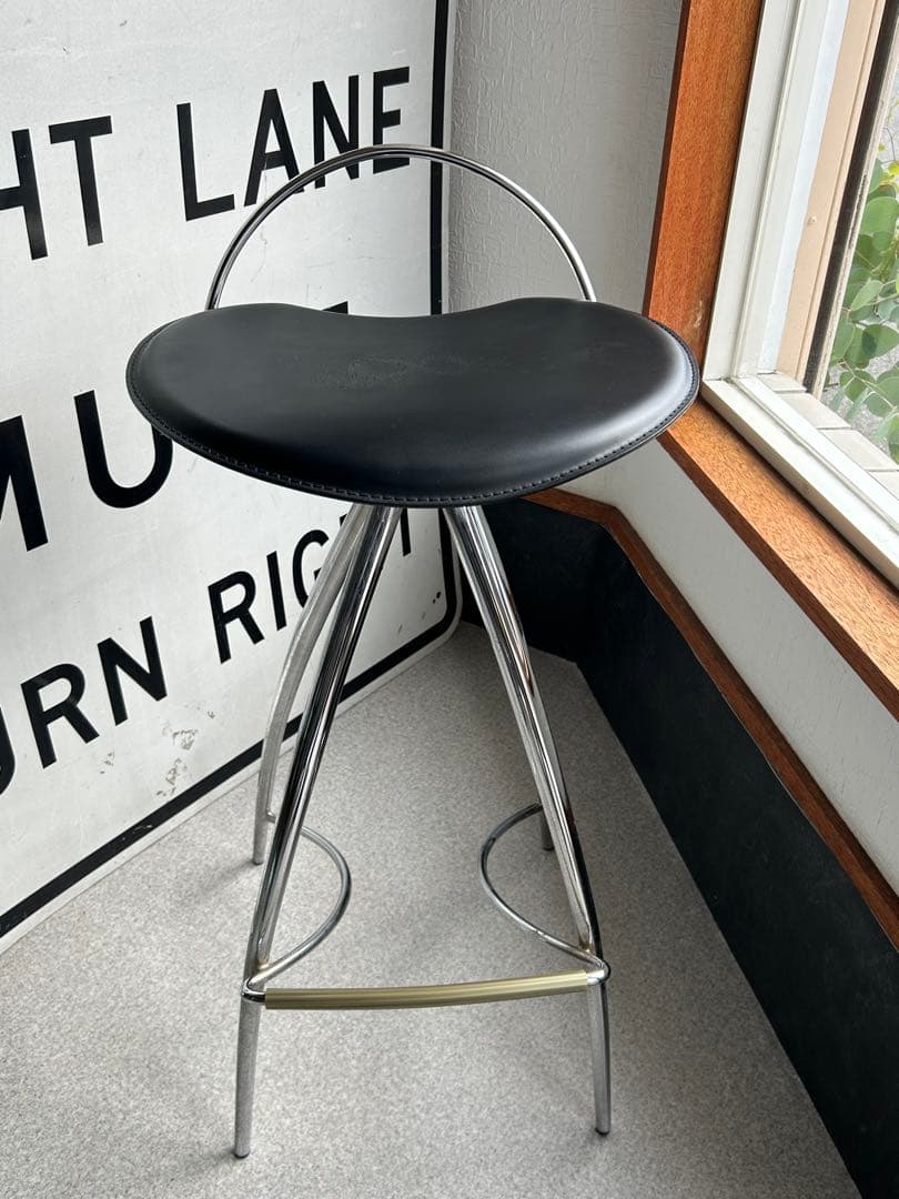 cattelan italia カッテランイタリア　カウンターチェア　椅子 　黒