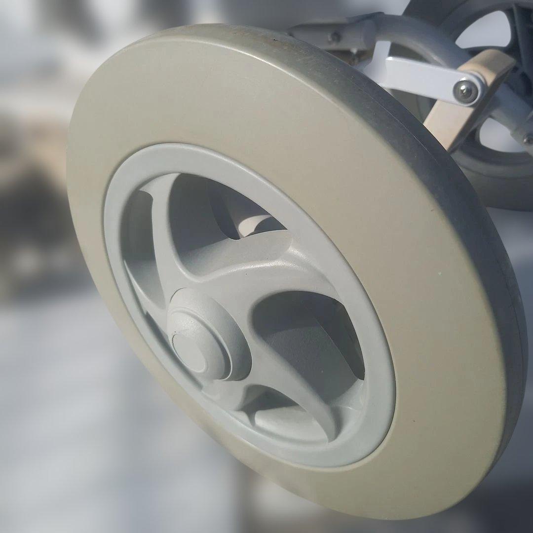 シャワーキャリーくるくるチェアD