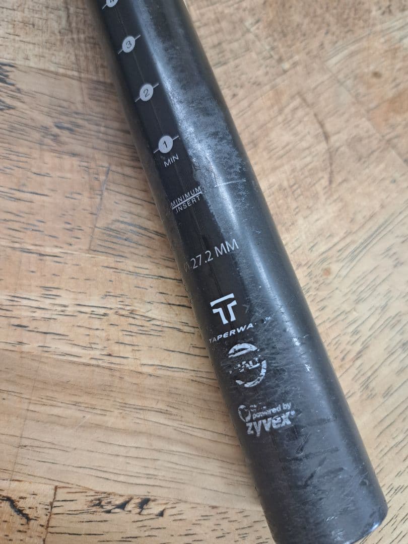 中古 Easton EC70 CNTカーボンシートポストΦ27.2