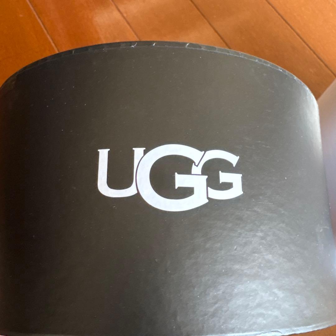 【新品未使用】★UGGイヤーマフラー/キャメル/耳当て★【値下げ交渉可】
