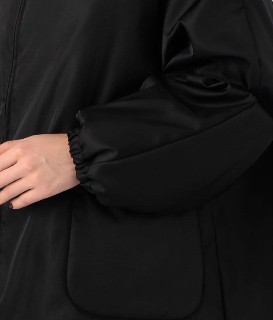 美品！TOMORROWLAND リナイロンフーデッドダウンコート