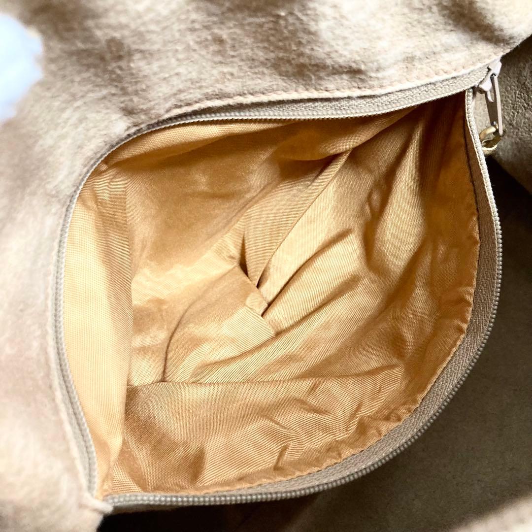 グッチ ボストンバッグ ハンド GG 金具 レザー　希少 金具 ロゴ 大容量