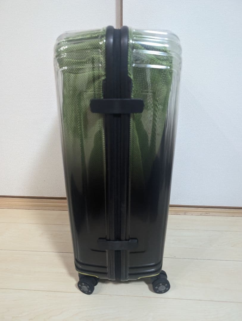 限定品　Samsonite✖DIESEL　スーツケース　Spinner 69