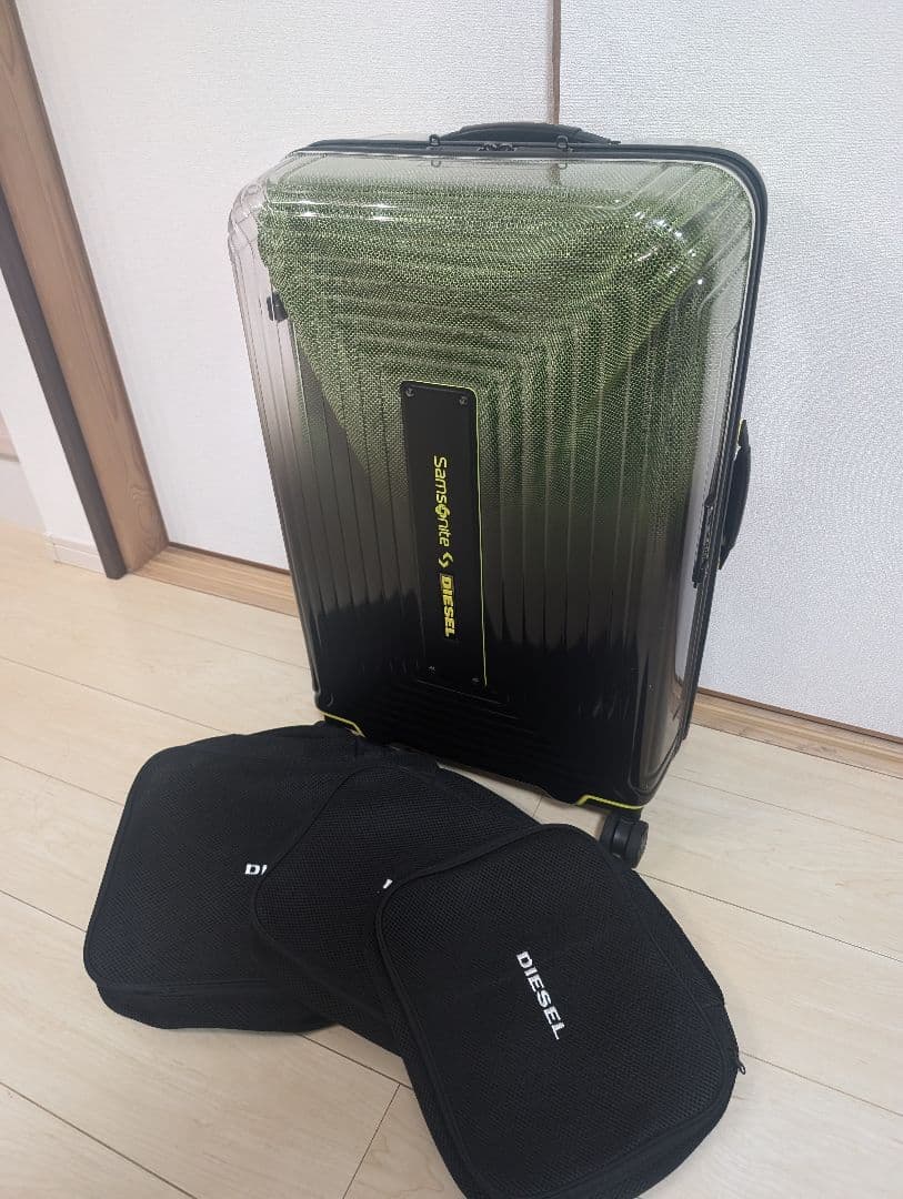 限定品　Samsonite✖DIESEL　スーツケース　Spinner 69