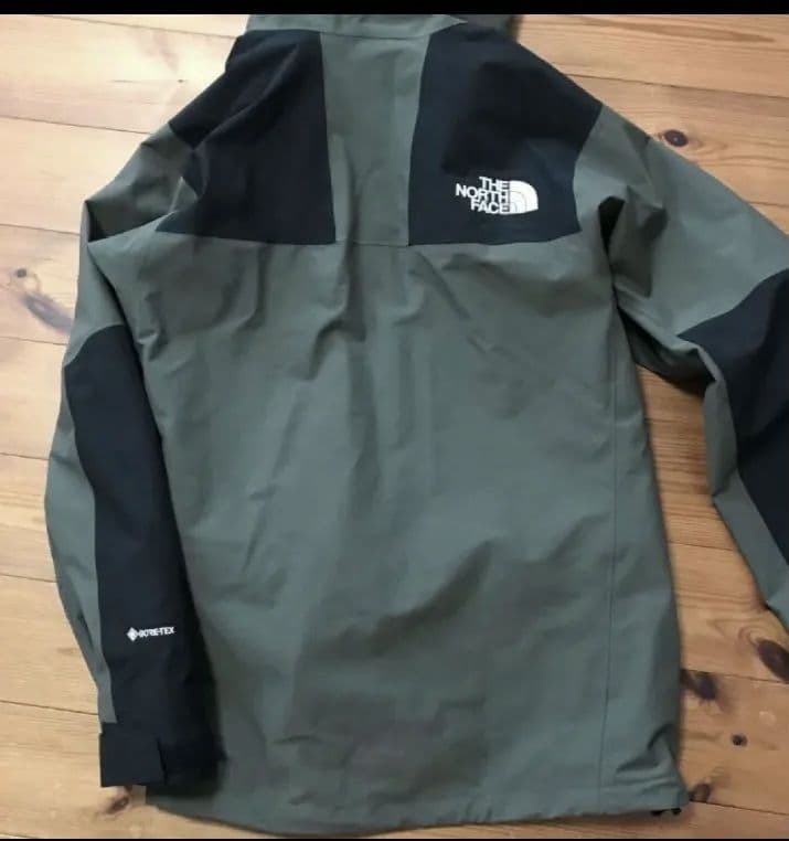 ノースフェイス　マウンテンジャケット　NP61800　M 　ニュートープ カーキ