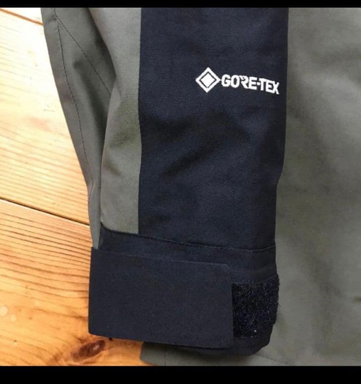 ノースフェイス　マウンテンジャケット　NP61800　M 　ニュートープ カーキ