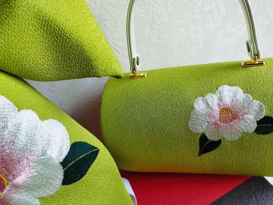 専用です☆上級品☆抹茶　縮緬　刺繍　作り帯と筥迫セット