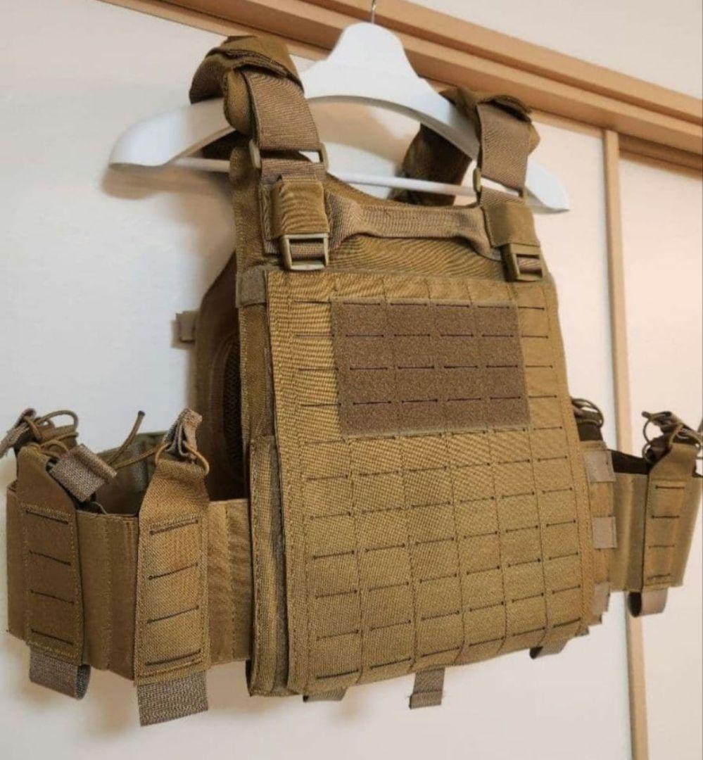 プレートキャリア、 MOELLシステム、 CB(コヨーテブラウン)、プレキャリ