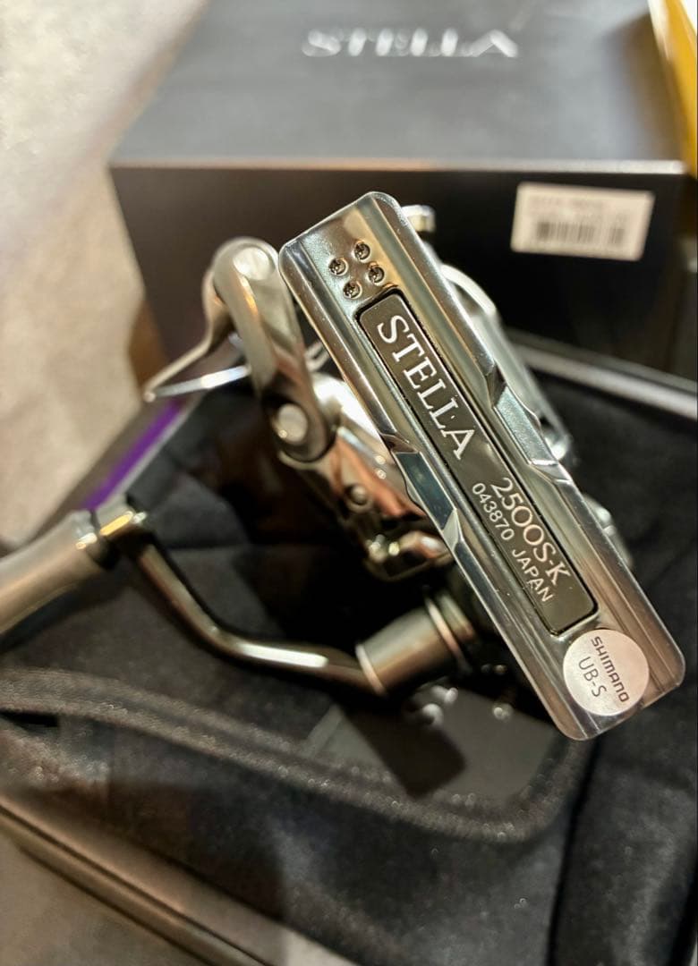 T*i様 【格安送料込】シマノ 22ステラ　2500S 2500S スピニングリ