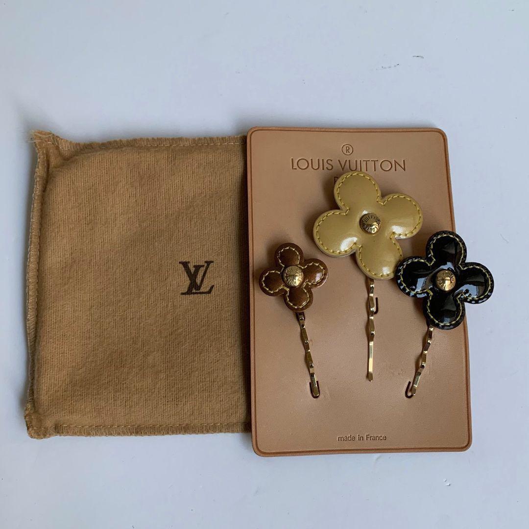 【新品未使用】Louis Vuitton ヘアピン3点セット　花モチーフ