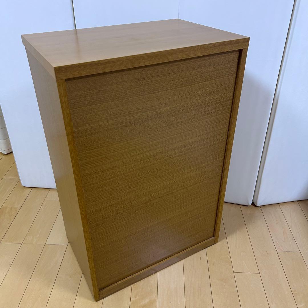 北欧ガラスキャビネット　木製　木研株式会社　コンパクト　可動棚3枚　食器棚