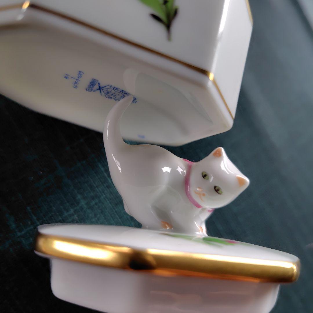 HEREND　ウィーンの薔薇　猫　八角形小物入れ