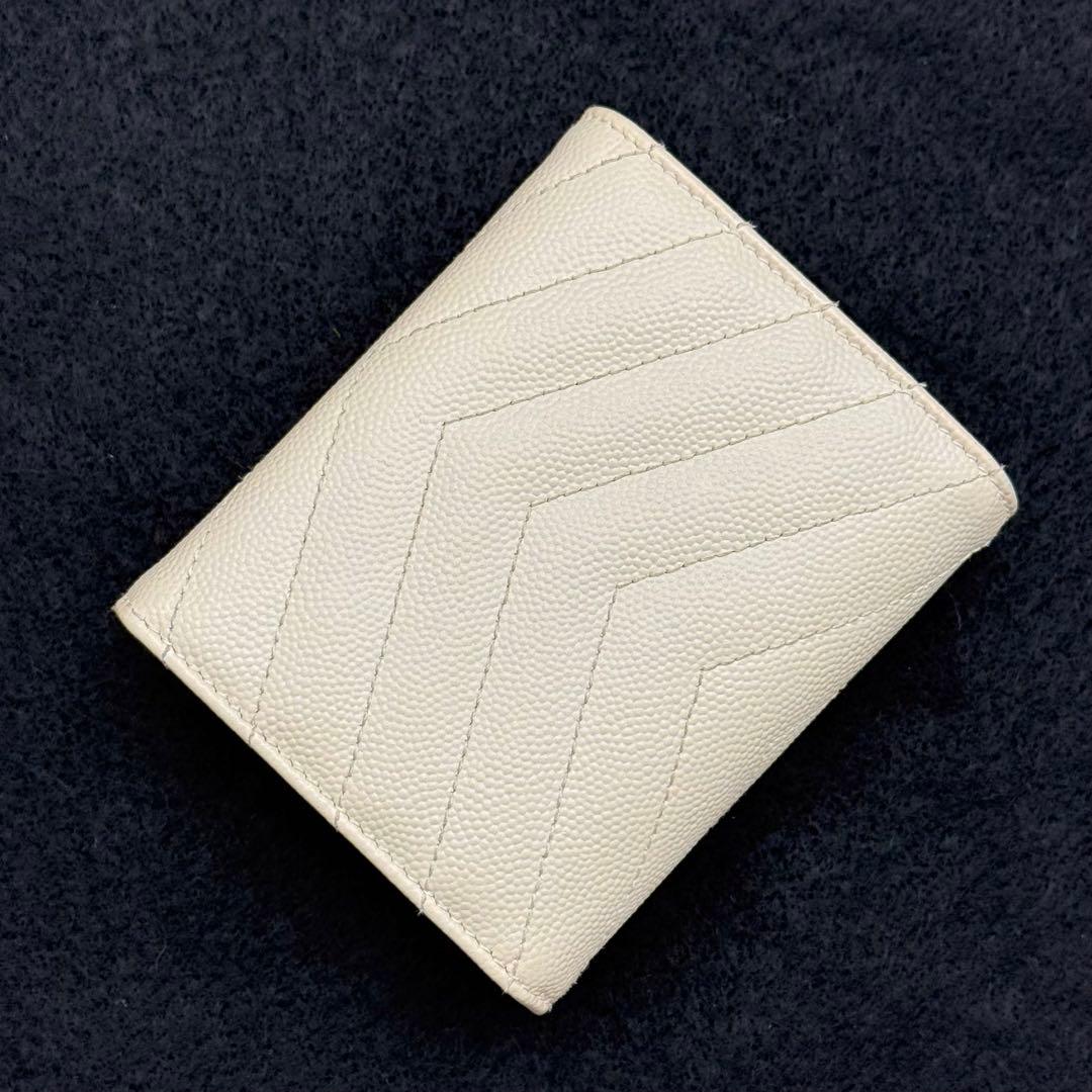 サンローラン YSL カサンドラ マルチフォールド ホワイト コンパクト　P31
