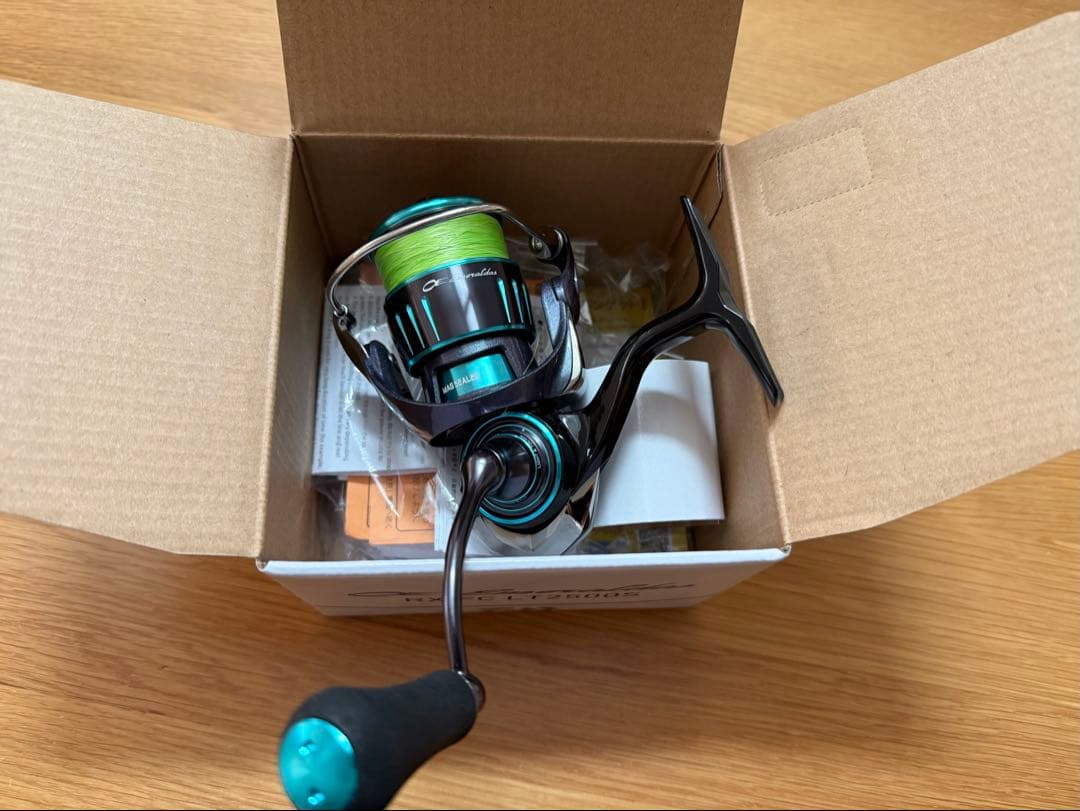 エメラルダス RX FC LT2500S リール　ダイワ