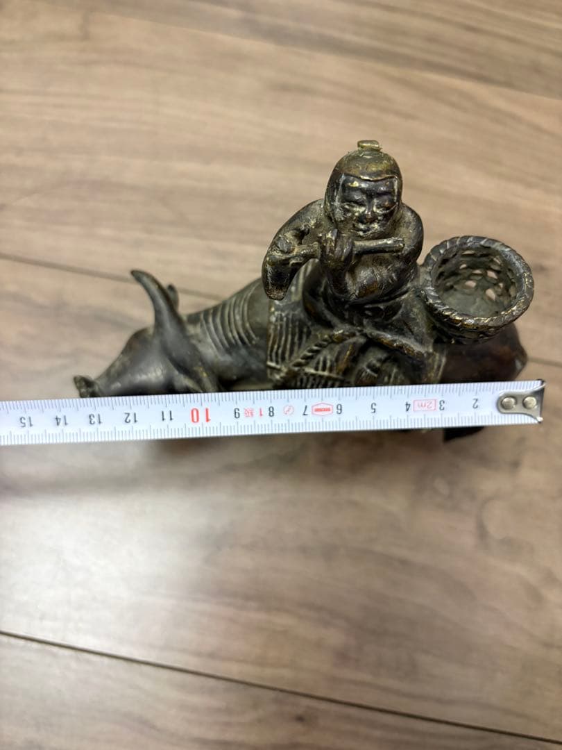 牛 翁 置物 香炉 牛に乗った翁 金属工芸 飾り 置物 骨董 古銅製