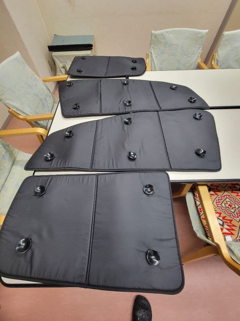 車中泊用サンシェード　ノートE12系用