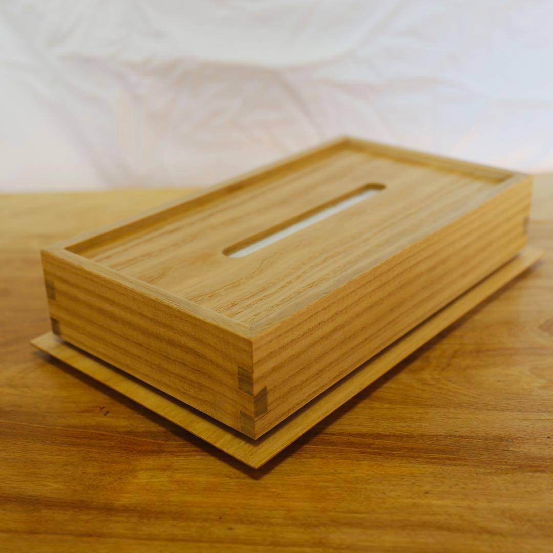 桐のティッシュケース　ナチュラル色