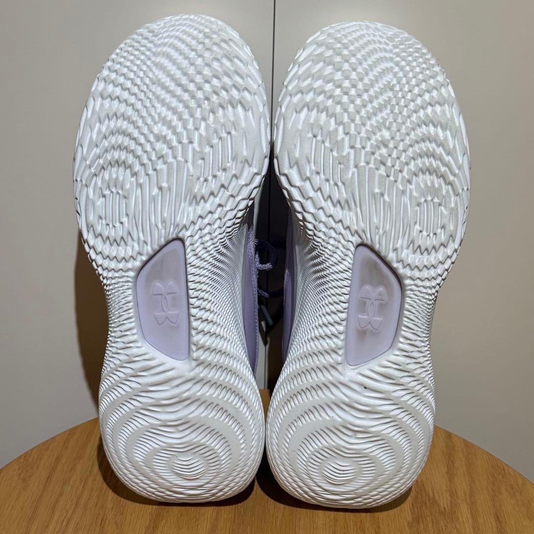 ⭐︎超希少⭐︎美品⭐︎仮金額　アンダーアーマー カリーフロー　バッシュ　紫27.5cm