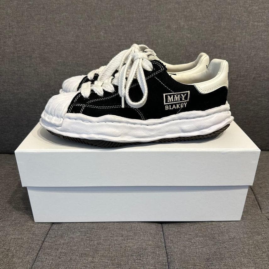 MMY BLAKEY OG Sole Canvas Low-top スニーカー