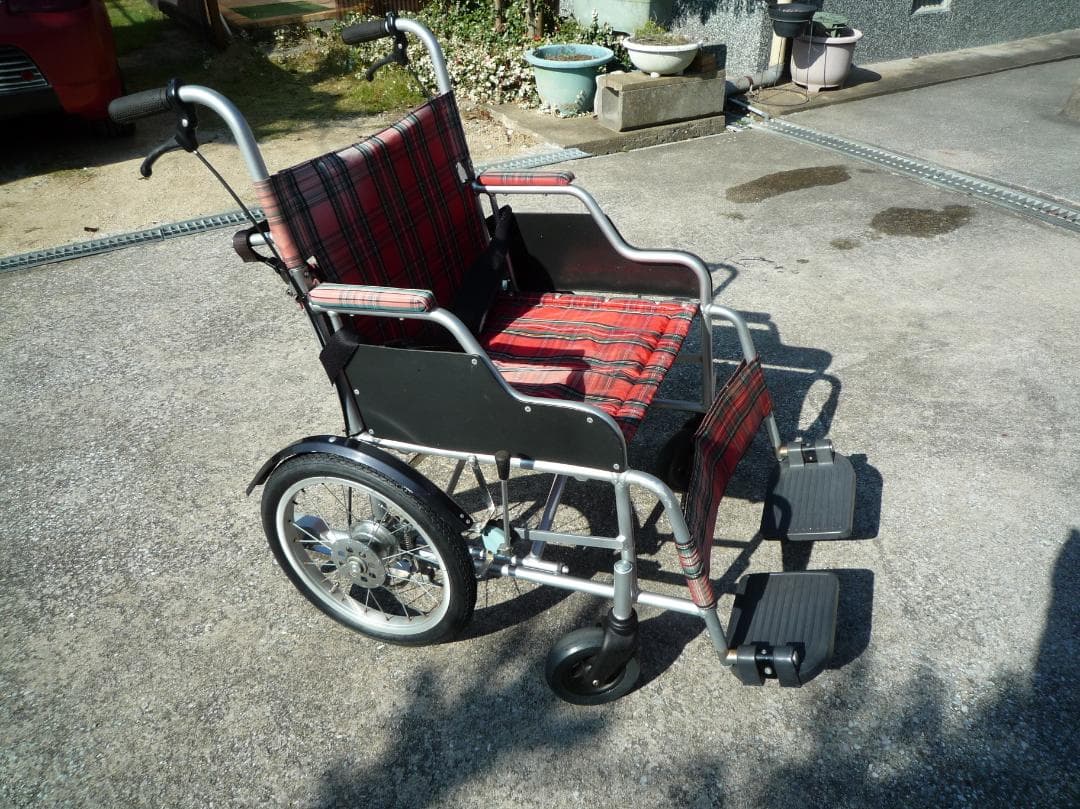 介助用車椅子 　幅広座面50cm　 希少品　 (送料無料)